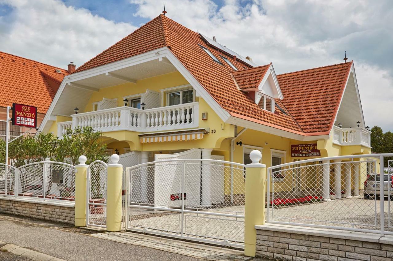 Gold House Pension Балатонфюред Экстерьер фото